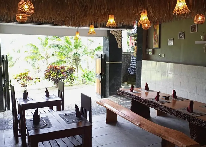 Bali Praya House 4*