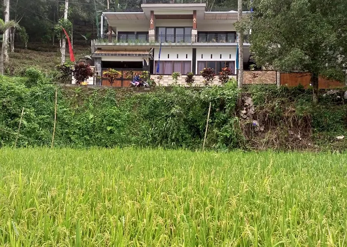 Bali Praya House Maison d'hôtes Munduk